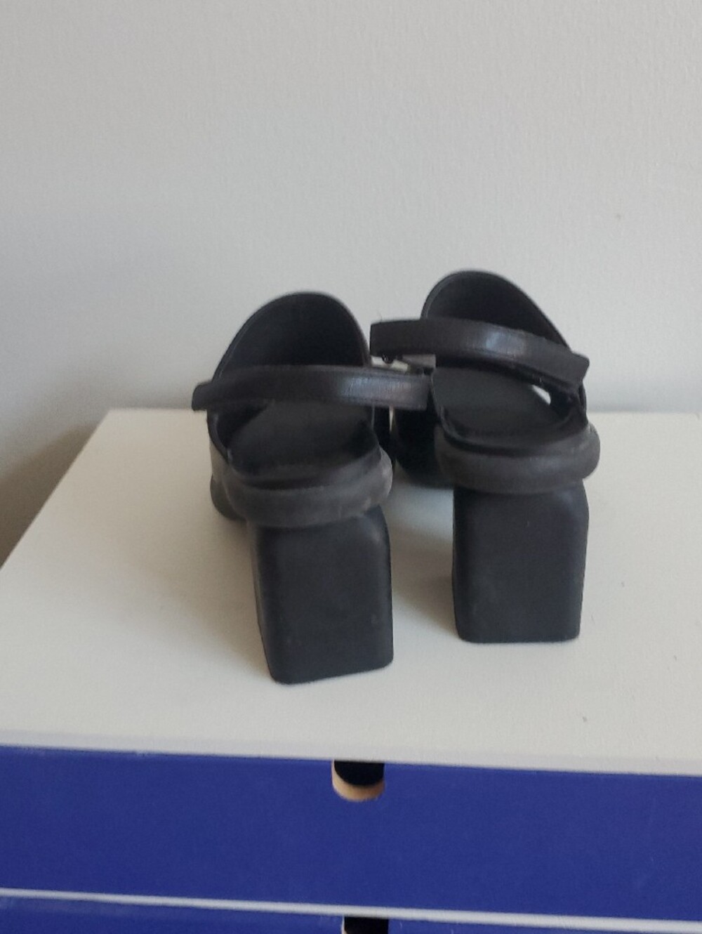 Black Camper Leather Open-Toe Block Heel Slingback Women’s Sandals - Picture 3 of 4